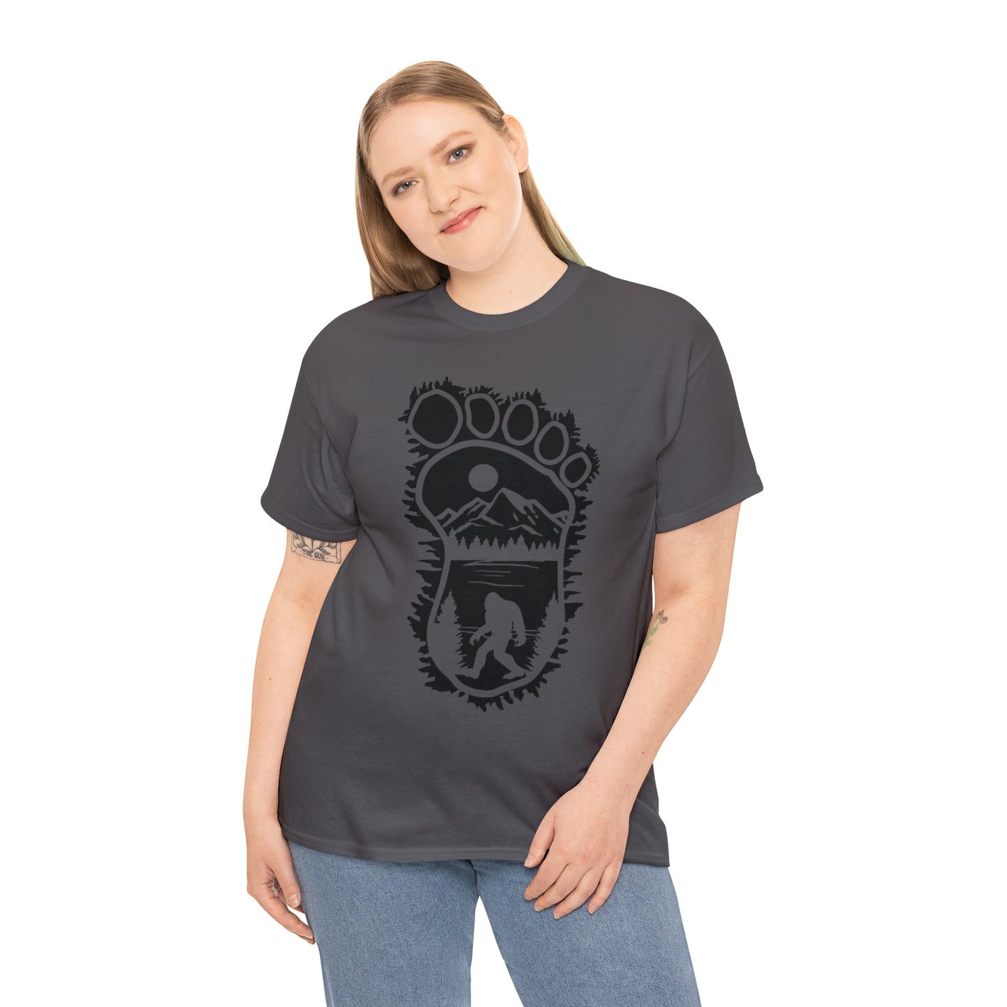 101 Bigfoot walking, foot outline design t-shirt